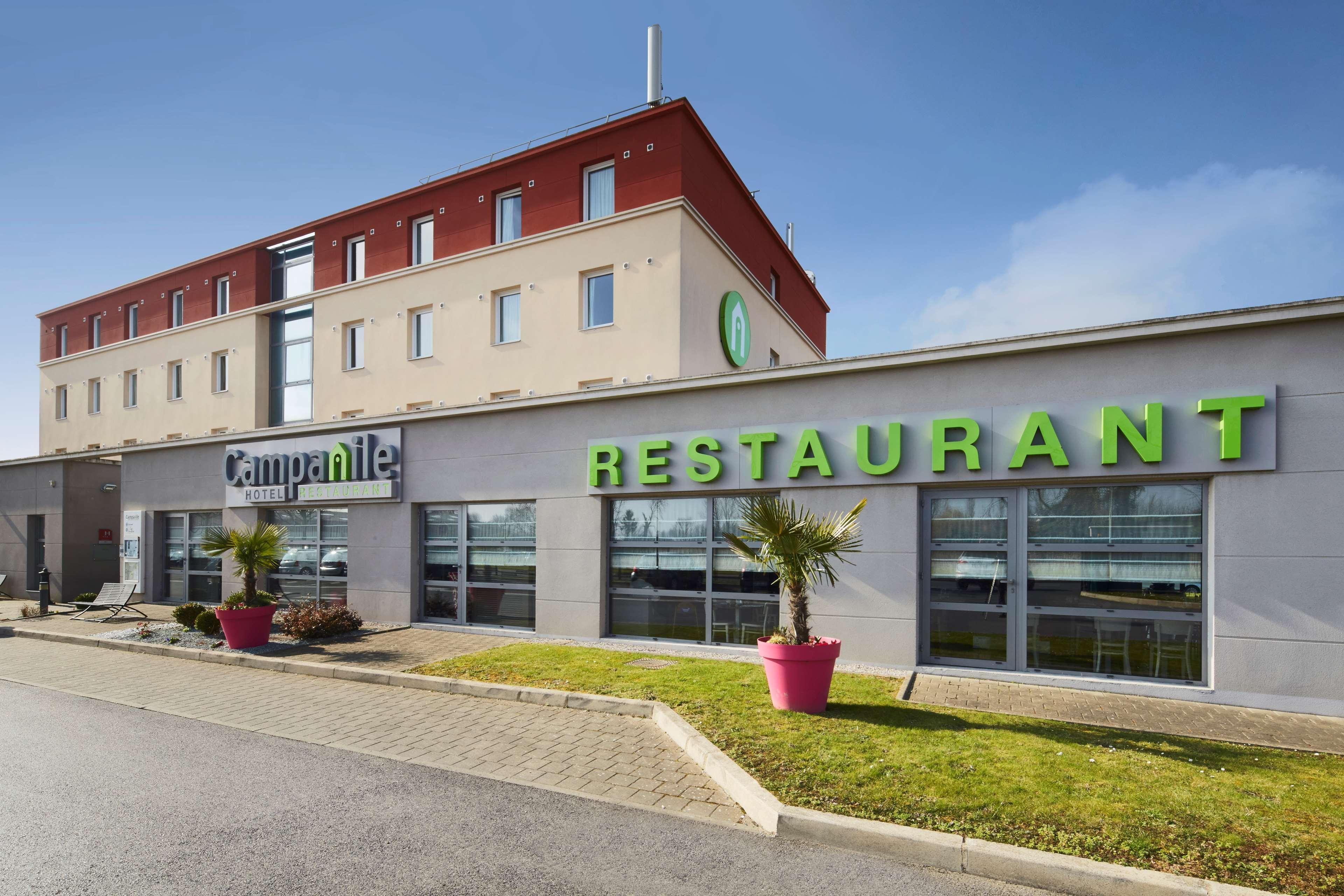 Отель Campanile Roissy - Aeroport Cdg - Le Mesnil Amelot Экстерьер фото